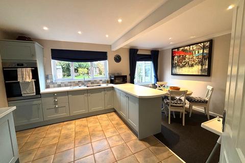 undefined, Fosseway Drive, Moreton-in-Marsh GL56