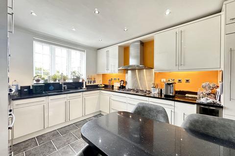 3 bedroom semi-detached house for sale, Cowley Hill, Borehamwood, WD6