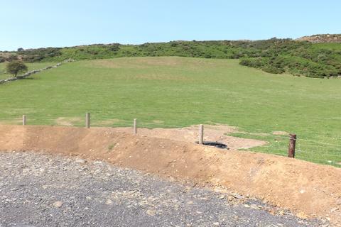 undefined, Cae Hen Bach, Llaneilian, Amlwch, Ynys Môn