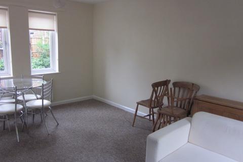 2 bedroom flat to rent, Kedleston Gardens, Derby DE1