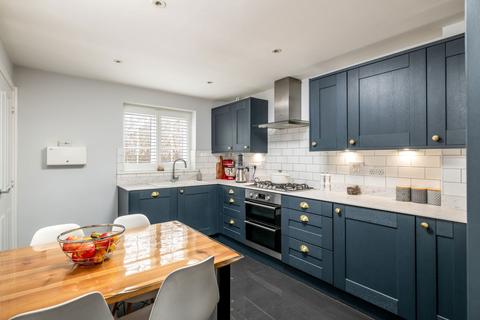 4 bedroom detached house for sale, Tillers Close, Shefford SG17