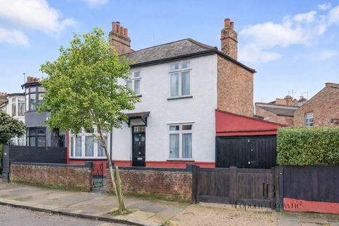 3 bedroom semi-detached house for sale, Harlesden Gardens, NW10