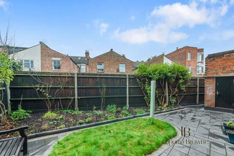 3 bedroom semi-detached house for sale, Harlesden Gardens, NW10