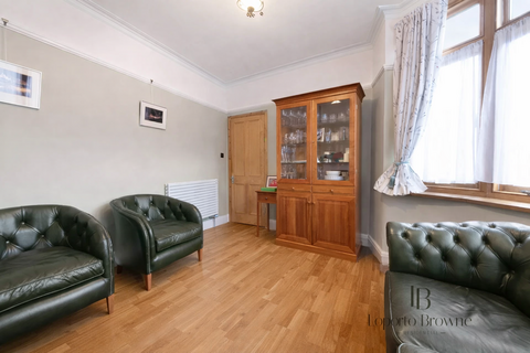 undefined, Harlesden Gardens, NW10