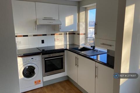 1 bedroom flat to rent, Pheasant Close, Berkhamsted, HP4