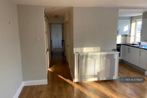1 bedroom flat to rent, Pheasant Close, Berkhamsted, HP4