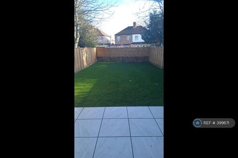 4 bedroom semi-detached house to rent, Exeter Road, London, N9