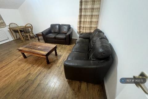 1 bedroom flat to rent, Chequers Close, London, NW9