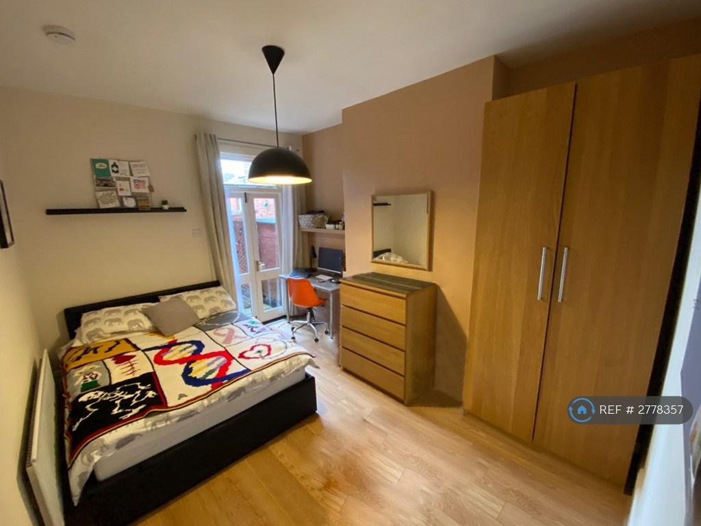 Room 5