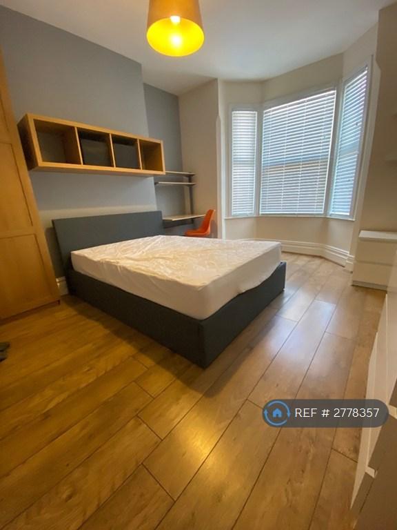 Room 4