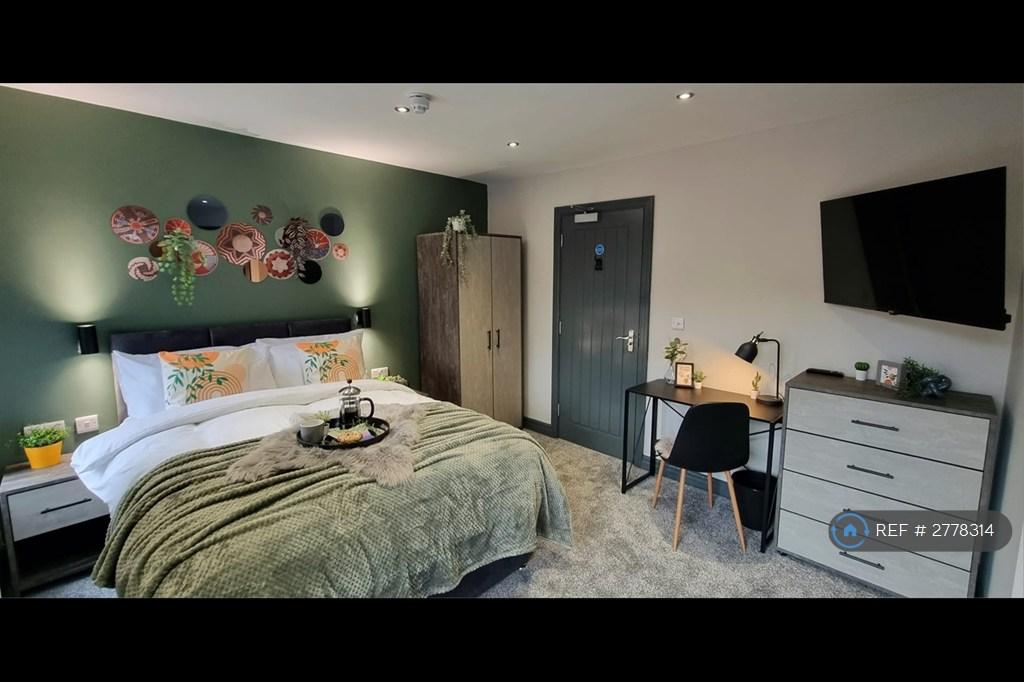 Room5 7