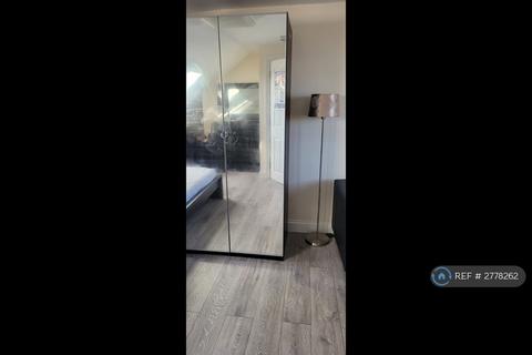 undefined, Wycombe Road, Ilford, IG2