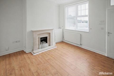 2 bedroom semi-detached house to rent, Dundalk Road, Widnes, WA8 8DF