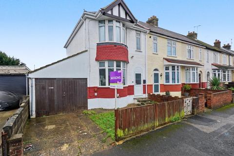 3 bedroom end of terrace house for sale, Brenchley Road, Rainham
