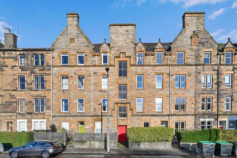 7/16 Royal Park Terrace, Edinburgh, EH8 8JD