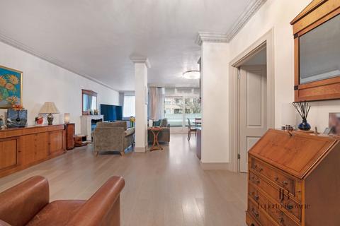 2 bedroom apartment for sale, Prince Albert Road, St John's Wood, NW8
