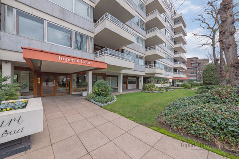 2 bedroom apartment for sale, Prince Albert Road, St John's Wood, NW8