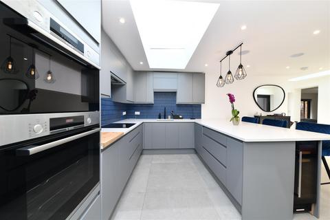 undefined, Shephall View, Stevenage