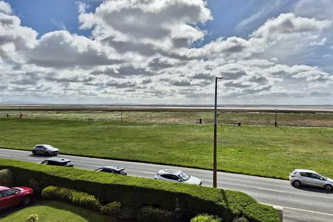 2 bedroom apartment for sale, Glengarry, East Beach, Lytham
