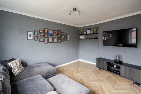 3 bedroom terraced house for sale, 24 Birfield Road, High Wycombe HP10 9TW