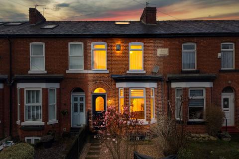 3 bedroom terraced house for sale, Victoria Road, Sale M33
