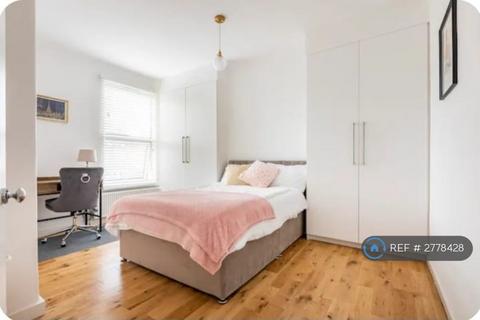 undefined, Ardfillan Road, London, SE6