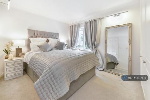 2 bedroom terraced house to rent, London, London, SW18