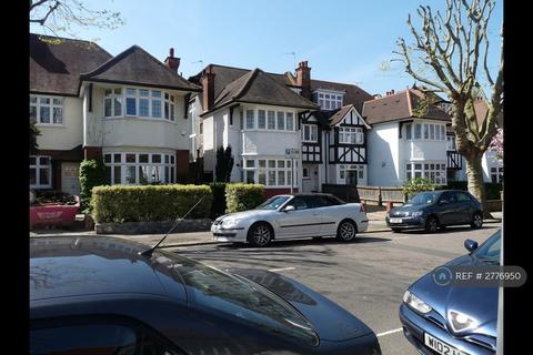 1 bedroom in a house share to rent, Teignmouth Road, London, NW2