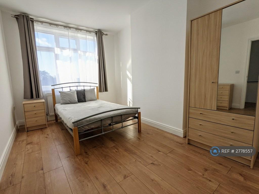 Upstairs Rear Bedroom