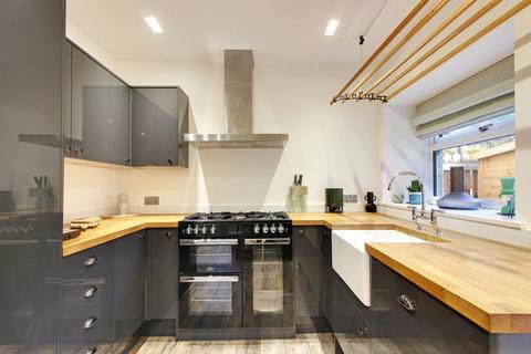 3 bedroom semi-detached house for sale, New Road, Mytholmroyd