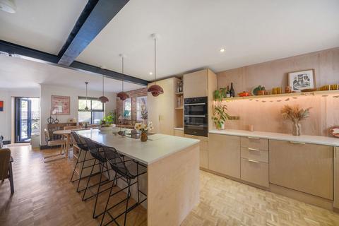 3 bedroom terraced house for sale, Breakspears Mews, London SE4