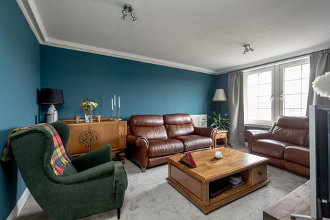 2 bedroom flat for sale, 7/20 Powderhall Brae, Edinburgh, EH7 4GE