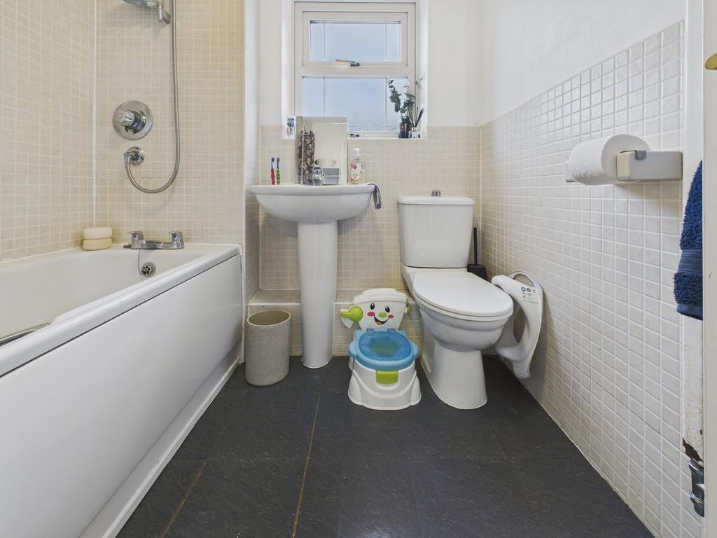 Cam04273 g0 pr0259 still017