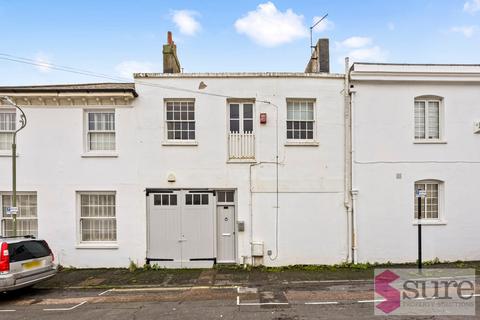2 bedroom apartment to rent, Eastern Place , Brighton