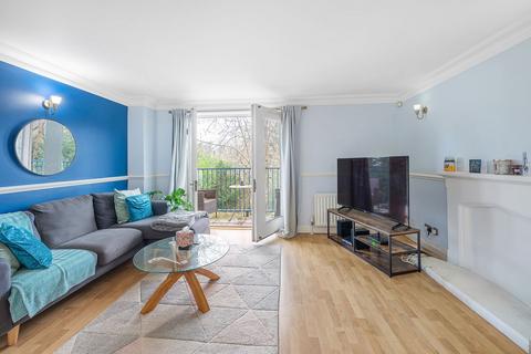 2 bedroom flat to rent, Hill House Mews, Bromley BR2