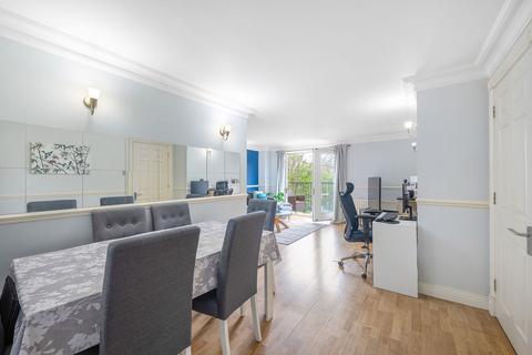 2 bedroom flat to rent, Hill House Mews, Bromley BR2