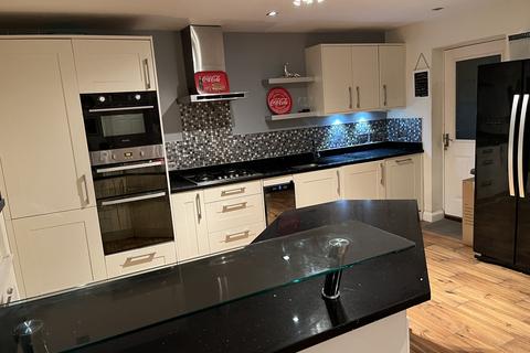 undefined, 15 Redhouse Way, Swindon, SN25