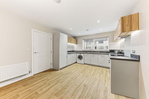 3 bedroom townhouse for sale, Park Meadow Lane, Leeds, LS12