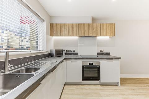 3 bedroom townhouse for sale, Park Meadow Lane, Leeds, LS12