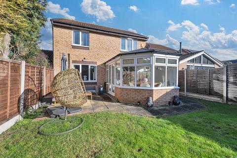 4 bedroom detached house for sale, Armingford Crescent, Royston SG8