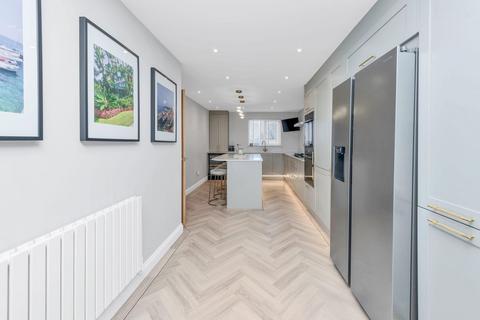 4 bedroom detached house for sale, Armingford Crescent, Royston SG8