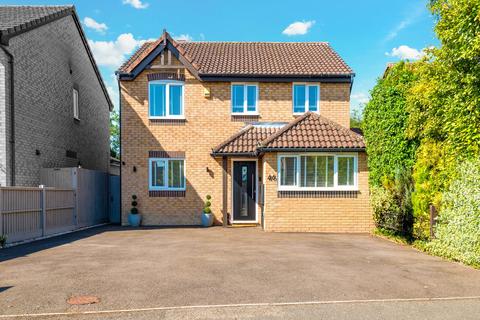 4 bedroom detached house for sale, Armingford Crescent, Royston SG8