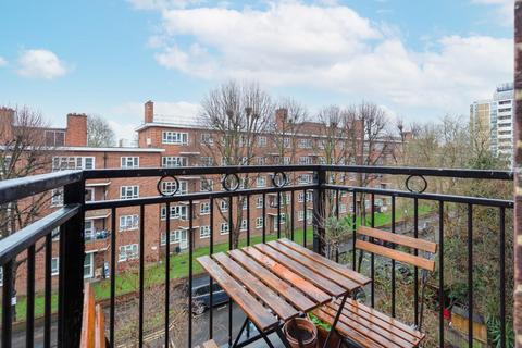 2 bedroom flat for sale, Shakspeare Walk, London, N16