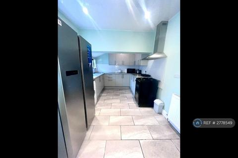 undefined, New Chester Road, Wirral, CH62