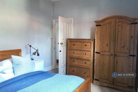 1 bedroom flat to rent, Battersea, London, SW8