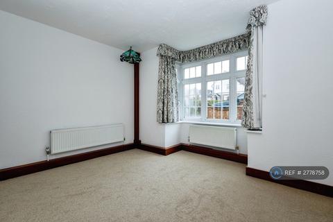undefined, Bryanstone Avenue, Guildford, GU2