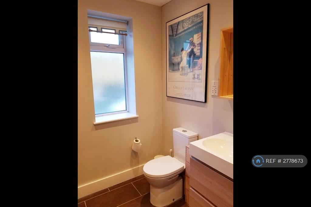 Ensuite Bathroom