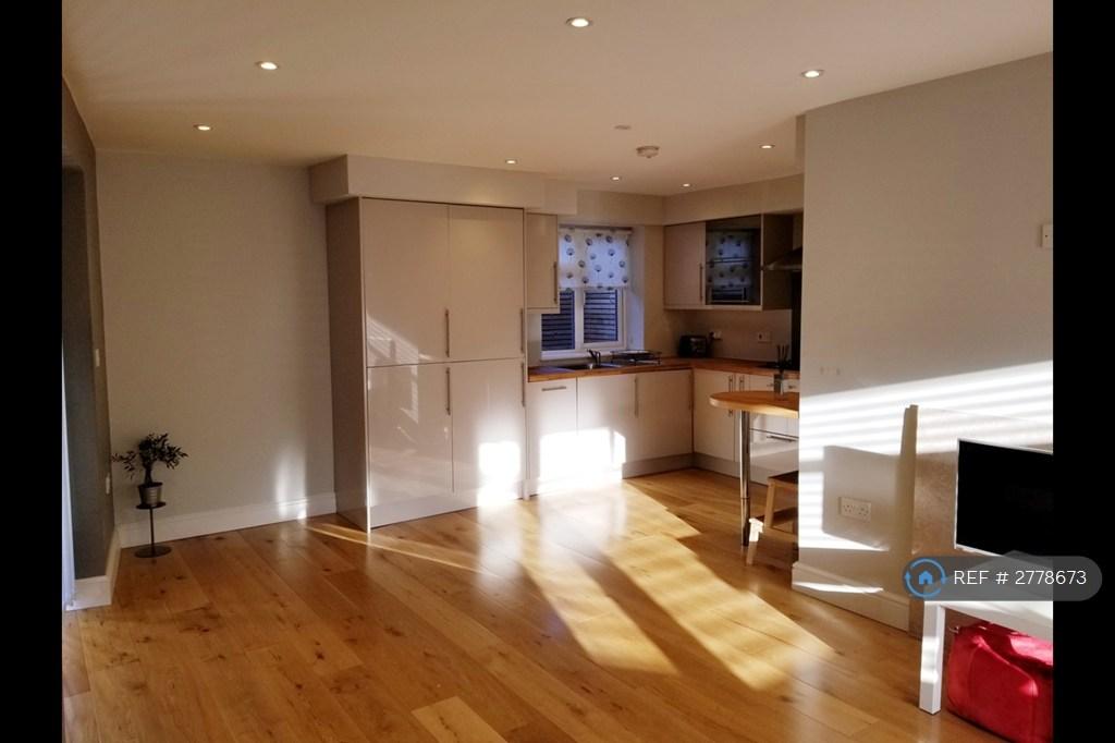 Kitchen In Corner