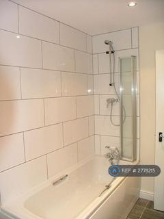 4 bedroom end of terrace house to rent, Grosvenor Cottages, York, YO30