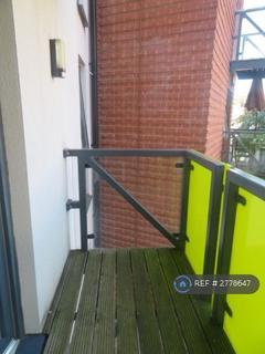 2 bedroom flat to rent, Knightley Court, Harrow, HA3